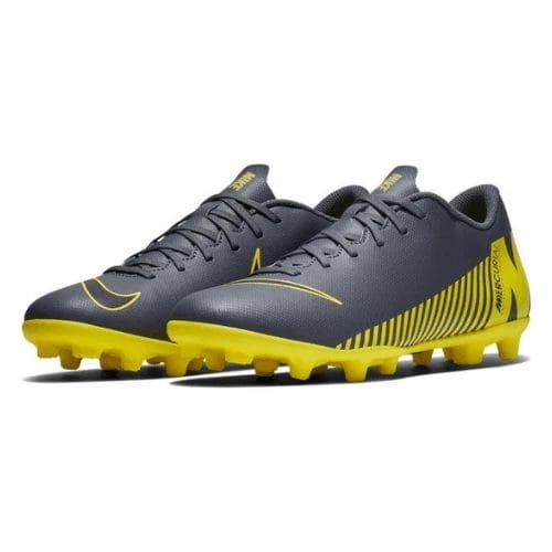 Chaussures de Football Vapor 12 Club Nike